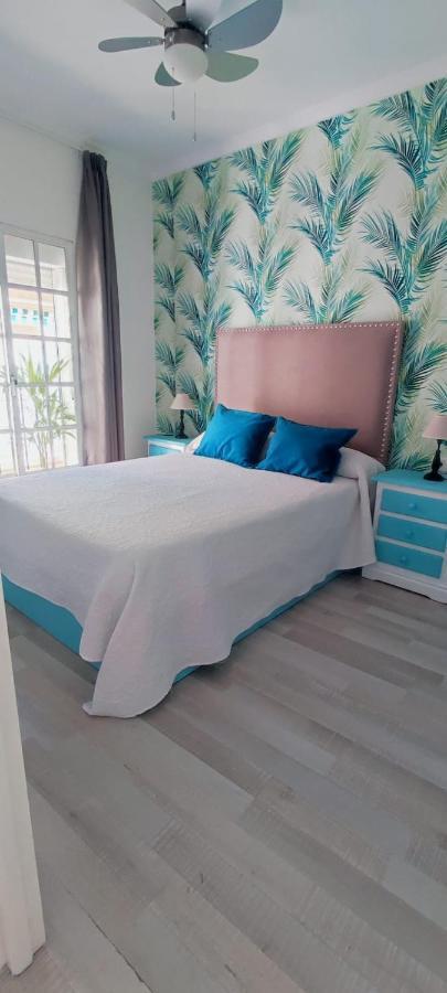 Apartamentos Ana'S Cozy Inns Торремолинос Экстерьер фото