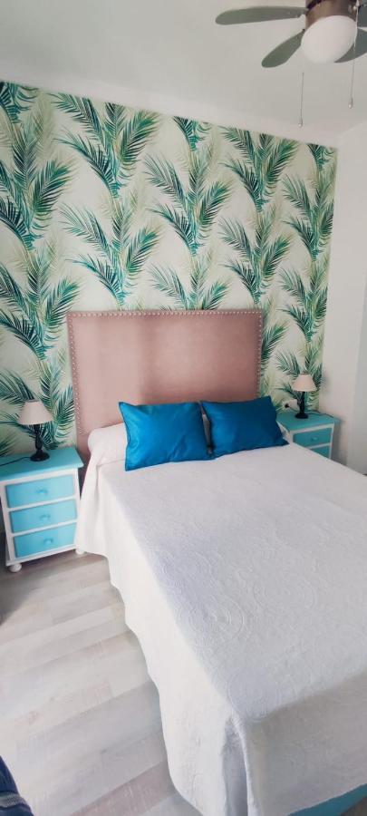 Apartamentos Ana'S Cozy Inns Торремолинос Экстерьер фото