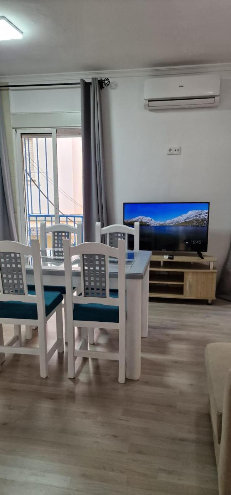 Apartamentos Ana'S Cozy Inns Торремолинос Экстерьер фото
