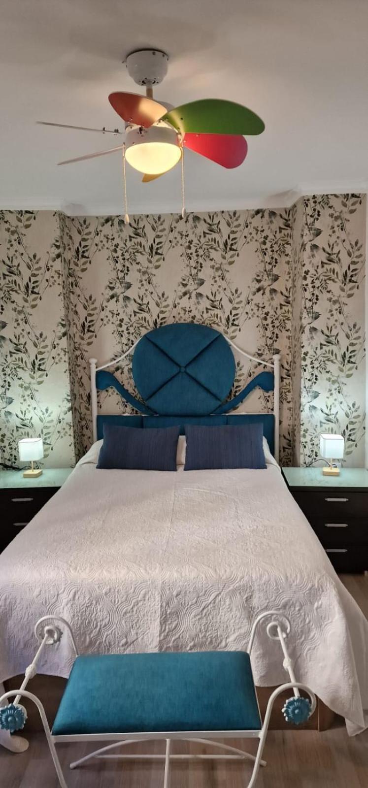Apartamentos Ana'S Cozy Inns Торремолинос Экстерьер фото